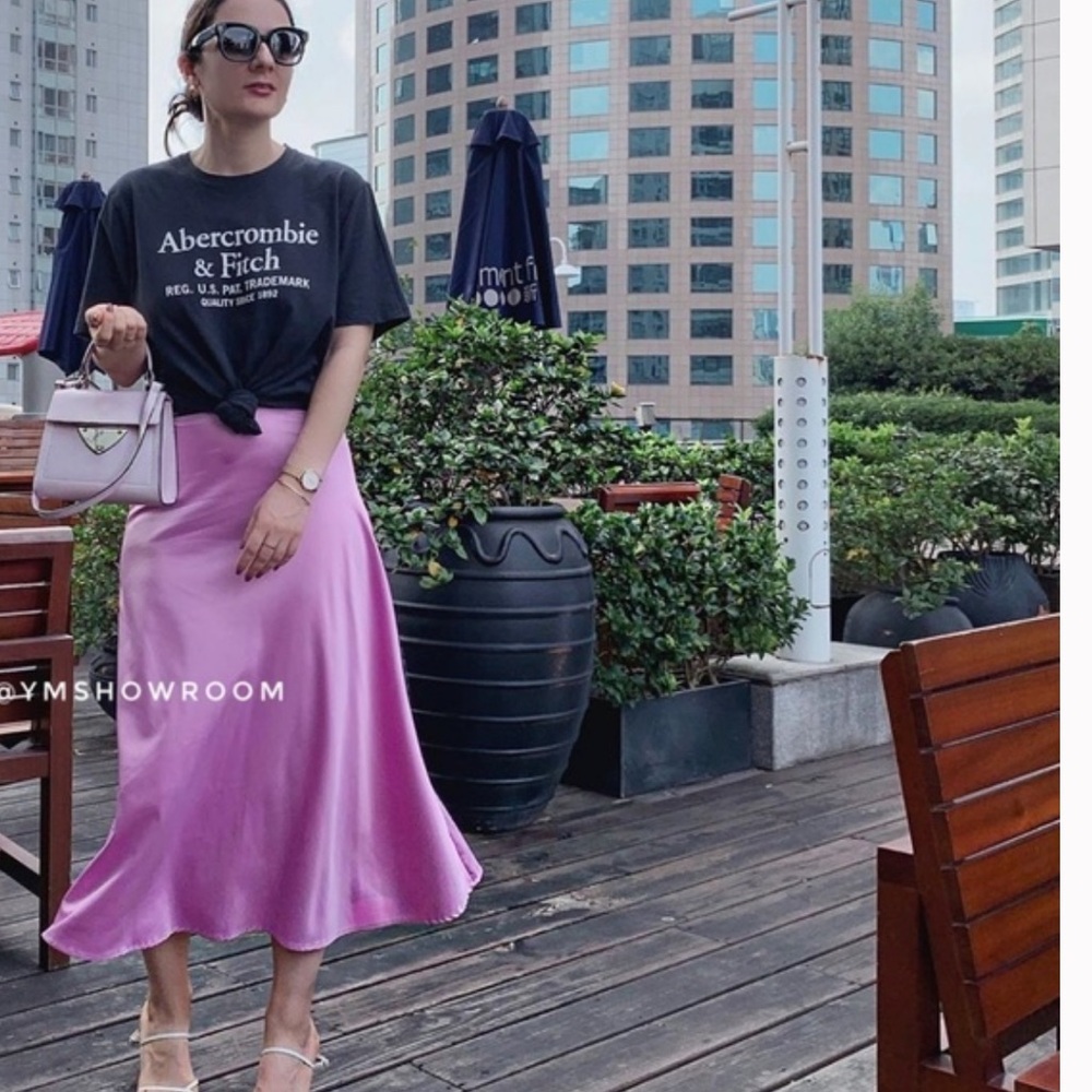 🆕 Zara Lilac Satin Skirt
